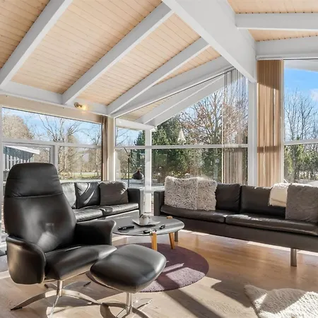 Ferienhaus Anastaja - 550m From The Sea By Interhome