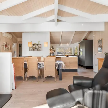 Anastaja - 550m From The Sea By Interhome